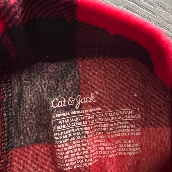 Cat & Jack kids soft snug fit pajamas- size 4 - Picture 7 of 7